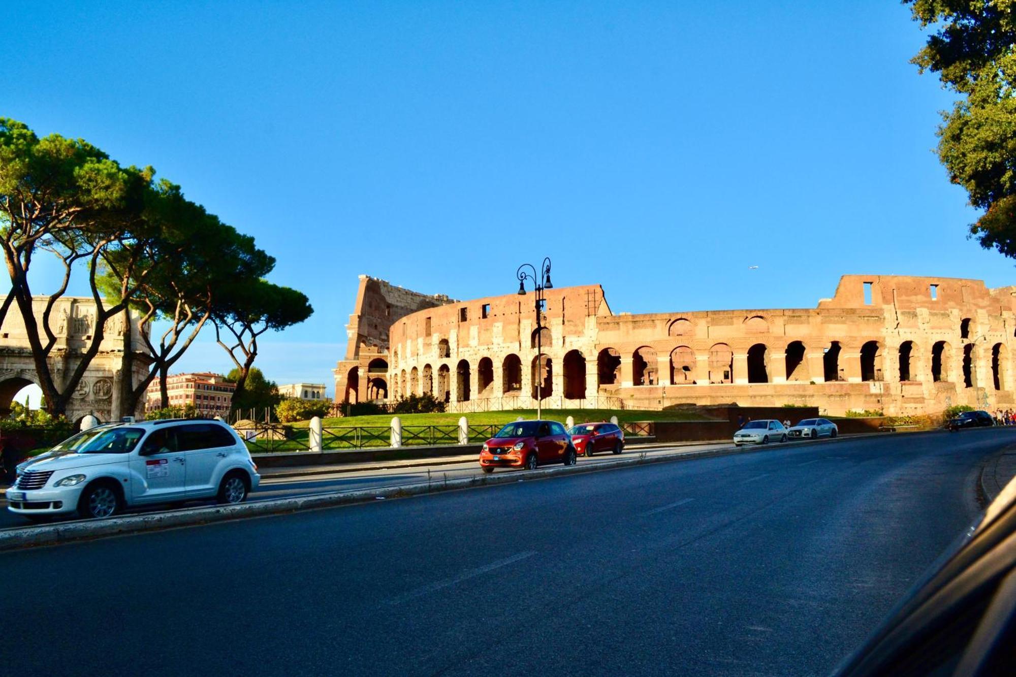 Апартаменты Roma Colosseo Экстерьер фото